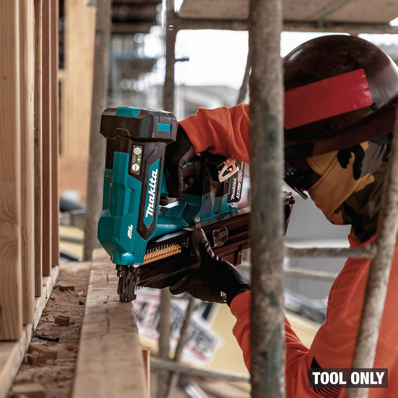 Makita (XNB03Z) 18V LXT® Lithium - Ion Cordless 21º Full Round Head 3 1/2" Framing Nailer (Tool Only) - Pacific Power Tools