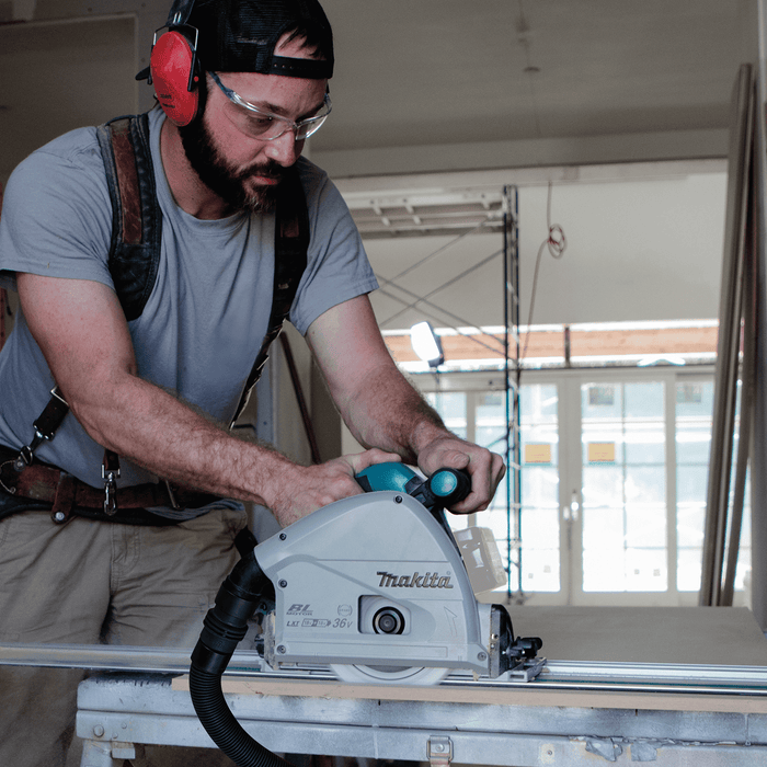 Makita (XPS02ZU - R) 36V (18V X2) LXT® Brushless 6 - 1/2" Plunge Circular Saw, AWS® (Tool Only) (Factory Reconditioned) - Pacific Power Tools