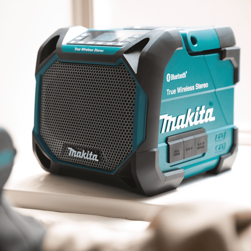 Makita (XRM11 - R) 18V LXT® / 12V max CXT® Cordless/Corded Bluetooth® Job Site Speaker (Tool Only) (Factory Reconditioned) - Pacific Power Tools