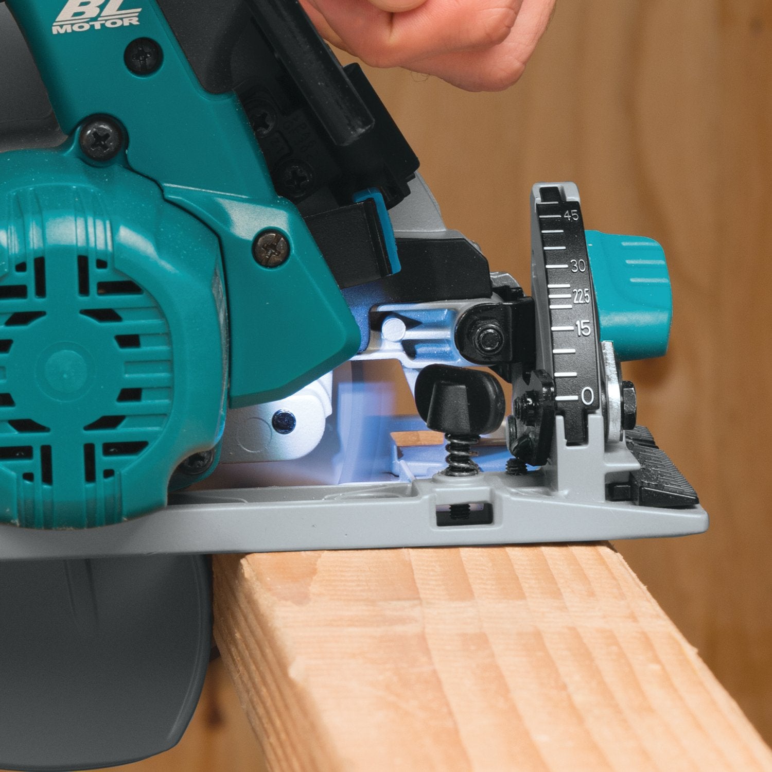 Makita (XSH03Z - R) LXT® Brushless 6 - 1/2