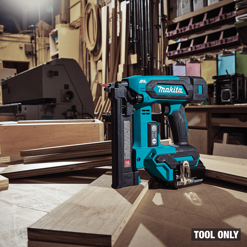 Makita (XTS02Z) 18V LXT® Brushless 1/4” Narrow Crown Stapler, 18 Ga. (Tool Only) - Pacific Power Tools
