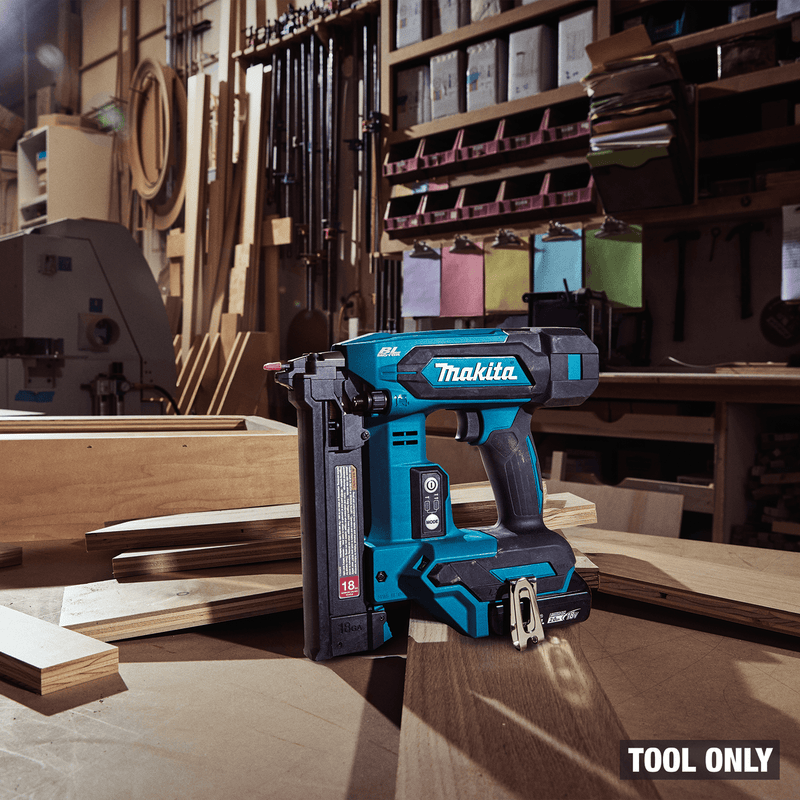Makita (XTS02Z) 18V LXT® Brushless 1/4” Narrow Crown Stapler, 18 Ga. (Tool Only) - Pacific Power Tools