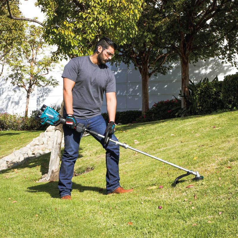 Makita (XUX01M5PT - R) 36V (18V X2) LXT® Brushless Couple Shaft Power Head Kit with String Trimmer Attachment, dual port charger (5.0Ah) (Factory Reconditioned) - Pacific Power Tools