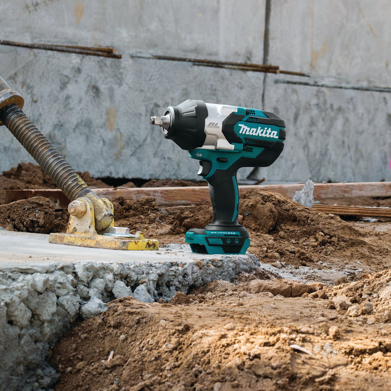 Makita (XWT08Z - R) 18V LXT® Brushless High - Torque 1/2" Sq. Drive Impact Wrench w/ Friction Ring Anvil (Tool Only) (Factory Reconditioned) - Pacific Power Tools
